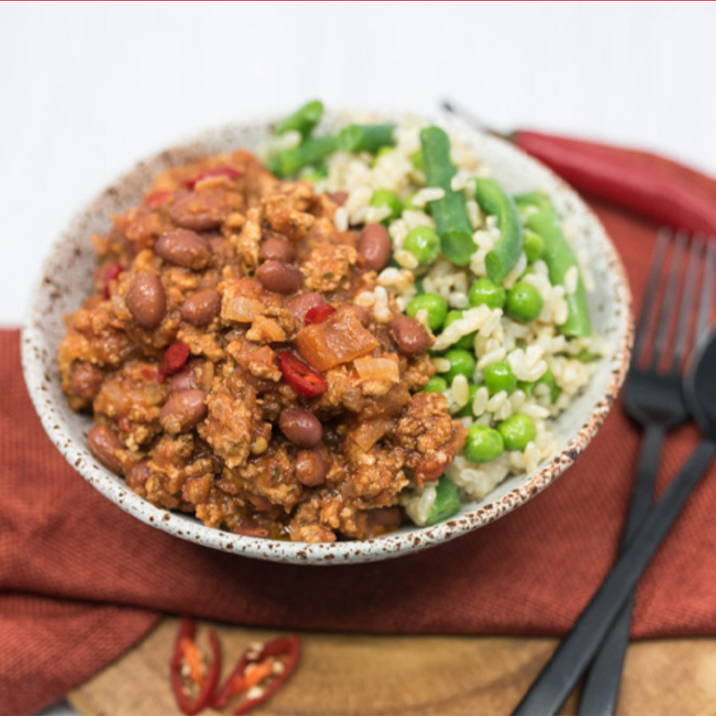 Chicken Chili with Brown Rice & Peas (F45)
